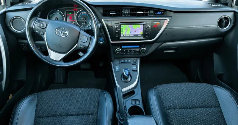 toyota częstochowa Toyota Auris cena 42000 przebieg: 237000, rok produkcji 2013 z Częstochowa